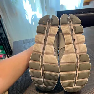 gray On Cloud 5 Terry sneakers 9.5 women thumbnail 6
