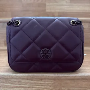Tory Burch Willa Soft Quilt Small Leather Shoulder Bag Claret 139283 thumbnail 1