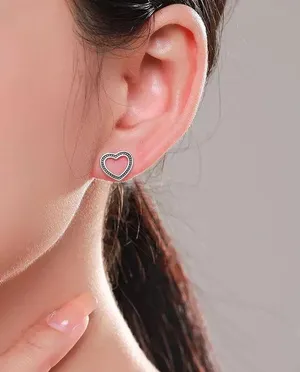 925  Vintage Heart Stud Earrings thumbnail 2