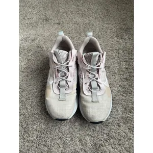 Nike Air Max Women's Pink Running Shoes Athletic‎ Gym Work Out Sneakers Size 9 thumbnail 2
