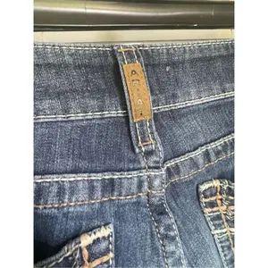 Ariat R.E.A.L Denim Mid Rise Boot Cut Jeans Size 31R thumbnail 14