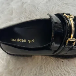 Madden Girl Ambrosee Black Loafers with Gold Accents thumbnail 2
