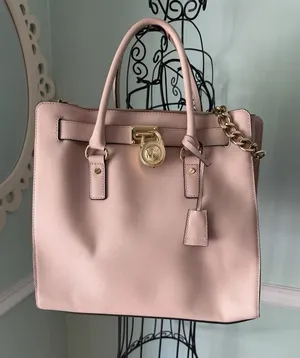 Michael Kors Handbag Light Blush PInk with Gold Accents Lock‎ And Key Large thumbnail 1