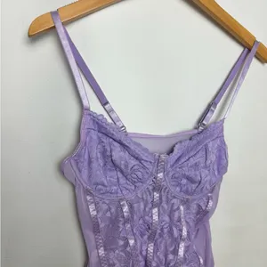 Lavender Lace Bodysuit sheer back underwire bra adjustable straps Small NWOT thumbnail 2