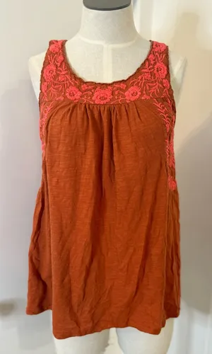Lucky Brand Rust Tank Top with Pink Embroidered Yoke Sz M thumbnail 1