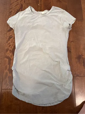 Women’s Light Gray Crewneck Short-Sleeve Top Size Sm thumbnail 1