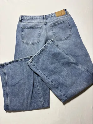 PacSun Wide-Leg Blue Denim Jeans - Comfy and Cool! thumbnail 10
