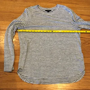 Banana Republic Gray & White Striped Long Sleeve Crewneck Top thumbnail 5