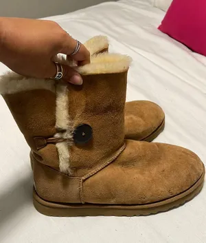 UGG Bailey Button Short Boots thumbnail 1