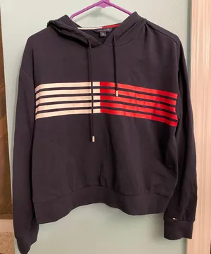 Sweatshirt thumbnail 1