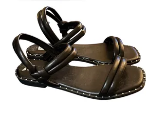 Steve Madden Jeeana Flat Puffy Strappy Sandal Black Sz 9 Studded Trim Casual thumbnail 1