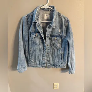 Old Navy Distressed Denim Jacket thumbnail 2