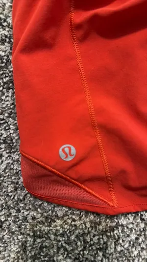 Lululemon Hotty Hot Shorts 2.5" Low-Rise 4 thumbnail 3