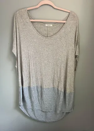 Prómesa Minimalist Tunic Soft Tee thumbnail 1