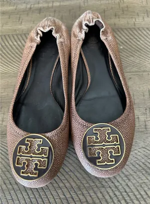 Tory Burch Reva Minnie Ballet Flats Taupe/Mushroom Pearlized Stingray Leather 9 thumbnail 1
