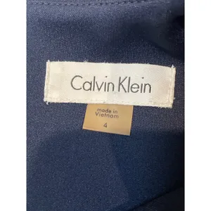 Calvin Klein Sleeveless Sheath Dress Size 4 Navy Stretch thumbnail 2