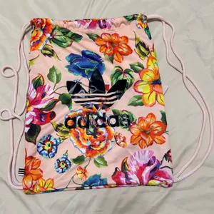FARM Rio X Adidas Floralita Pink Floral Gym Sack / Backpack / Bag‎ 17.5" x 13.5" thumbnail 2