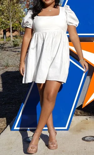 Dress thumbnail 1