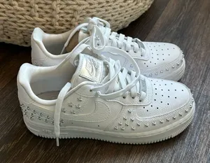 2018 Wmns Air Force 1 Low 'Star-Studded' thumbnail 1