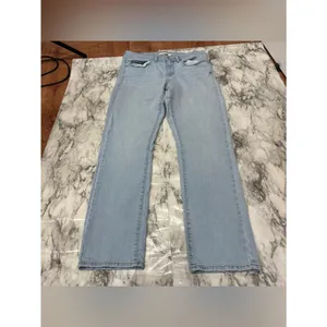 Levi’s classic straight light wash denim Jeans Blue size 10 casual western thumbnail 6