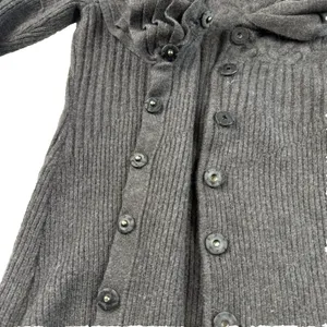 Tahari Long Cardigan Sweater Jacket 100% Merino Wool Size Small Gray Ruffle Snap thumbnail 10