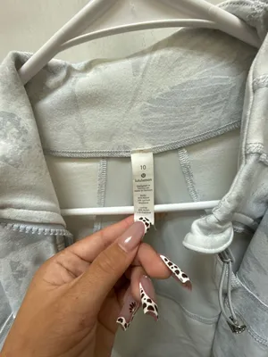 Lululemon Define Jacket White Grey Floral Print Size 10 thumbnail 2