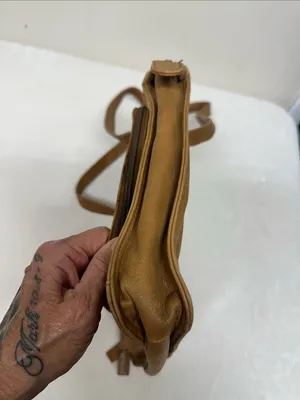 Tignanello Camel/Tan Leather Dual thumbnail 15