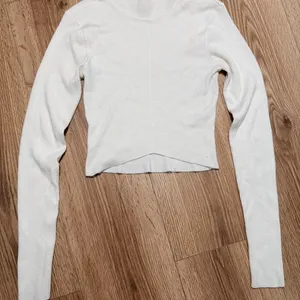 Garage White‎ Ribbed Mock Neck Cropped Sweater Long Sleeve Small P/S thumbnail 1