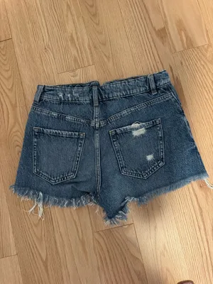 Garage jean shorts  thumbnail 2