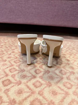 Forever 21 White Kitten Heels thumbnail 2