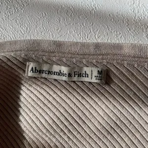 Abercrombie & Fitch Asymmetrical Ribbed Bodysuit One Shoulder Long Sleeve Size M thumbnail 3