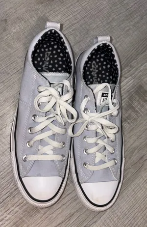 Converse Light Purple Low-Top Women’s size 10 thumbnail 1