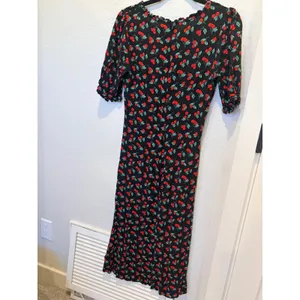 Reformation Alia Cherry Print Midi Dress Black V-Neck Ruffle Size 4 thumbnail 7