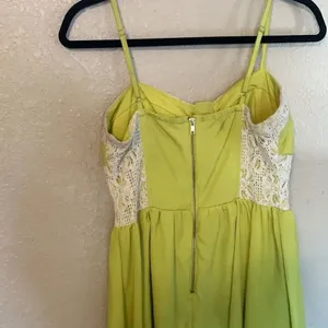 Lace chiffon chartreuse green dress size 7 thumbnail 4