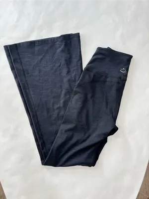 Beyond Yoga Heather Rib All Day Flare Pants Pockets Dark Gray Small thumbnail 3