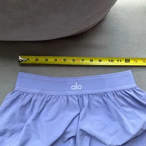 Alo Yoga Match Point Short Lilac Blue M thumbnail 3