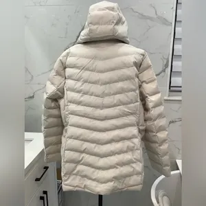 Comfy lightweight puffer jacket 🌸🌸 Size XXL thumbnail 4