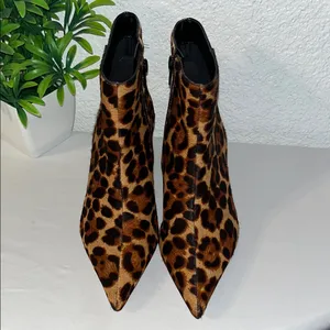 Gianni Bini Brown Ankle Boots with Sleek Design thumbnail 2