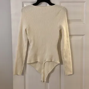Abercrombie & Fitch Body Suit size L brand new with tag long sleeve & beautiful thumbnail 7