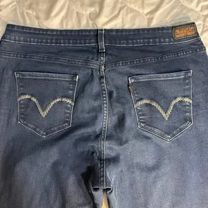 Levi’s Size 20W 512 Perfectly Shaping Bootcut Inseam 28 inches thumbnail 2