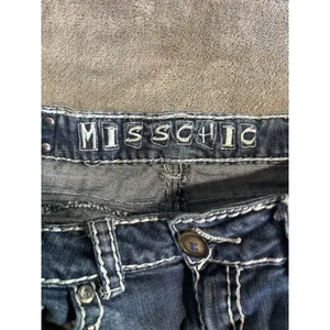 Miss Chic Size 11 Junior's Capri Jeans Rhinestones Embroidered Studded thumbnail 5