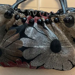 Chic Black and Silver Floral Shoulder Bag thumbnail 2
