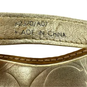 Coach Gold Leather Thong Sandals Signature Logo Flip Flops Size 8.5 thumbnail 6
