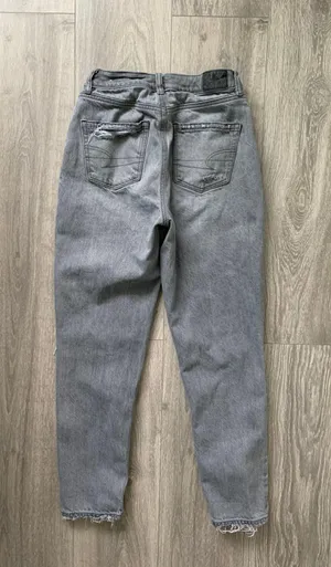 American Eagle mom jeans style Jeans thumbnail 5