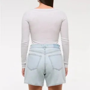 Abercrombie & Fitch High Rise Curve Love The Loose Short Denim Jean Shorts thumbnail 2