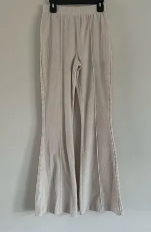 Aerie cream ribbed flare leggings thumbnail 2