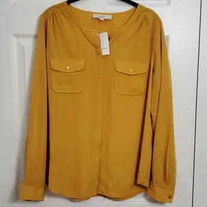 NWT Loft Two Pocket Blouse thumbnail 1