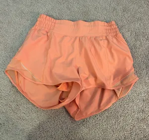 Lululemon Shorts Hotty Hot 2.5" orange thumbnail 1