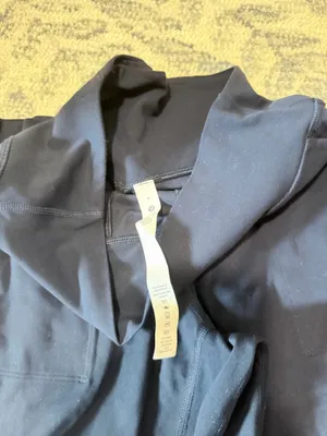 Lululemon Align Joggers 28" Navy thumbnail 3