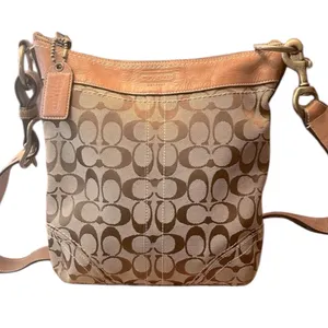 Coach Bleeker Bucket Handbag thumbnail 1